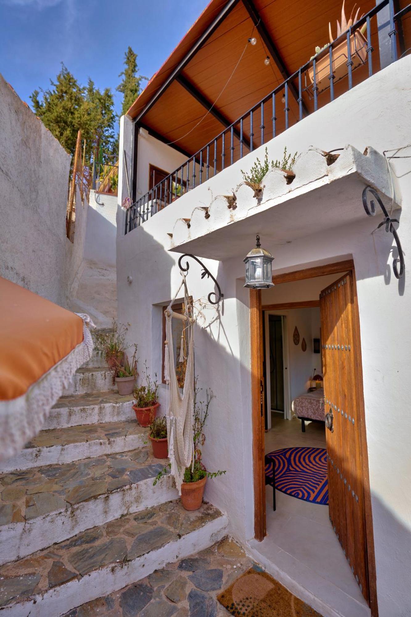 Cueva La Bonica - Hostatel Apartment Granada Exterior photo